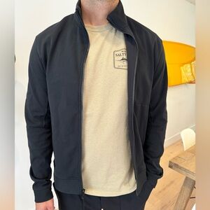Lululemon Sojourn Jacket - Great Used Condition